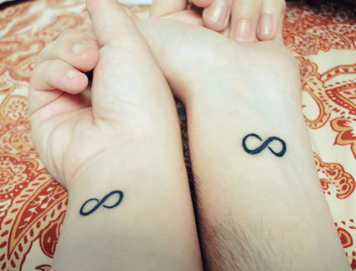  Tatuajes para parejas discretos romanticos
