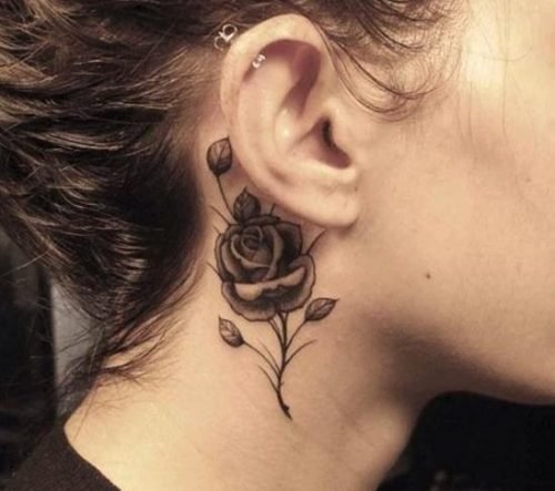tatuaje de mujer detras de la oreja e1478886770865 - 2024
