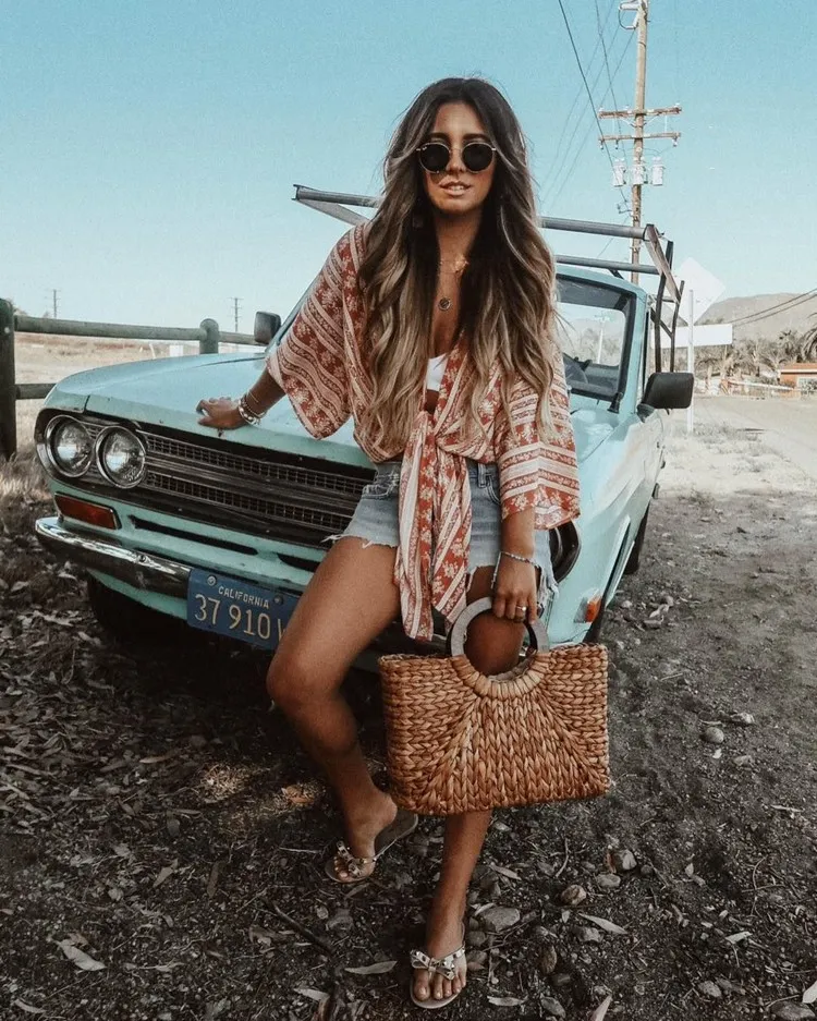 bohemio moda chic tendencia mujer verano 2022 imprescindibles accesorios basket bag