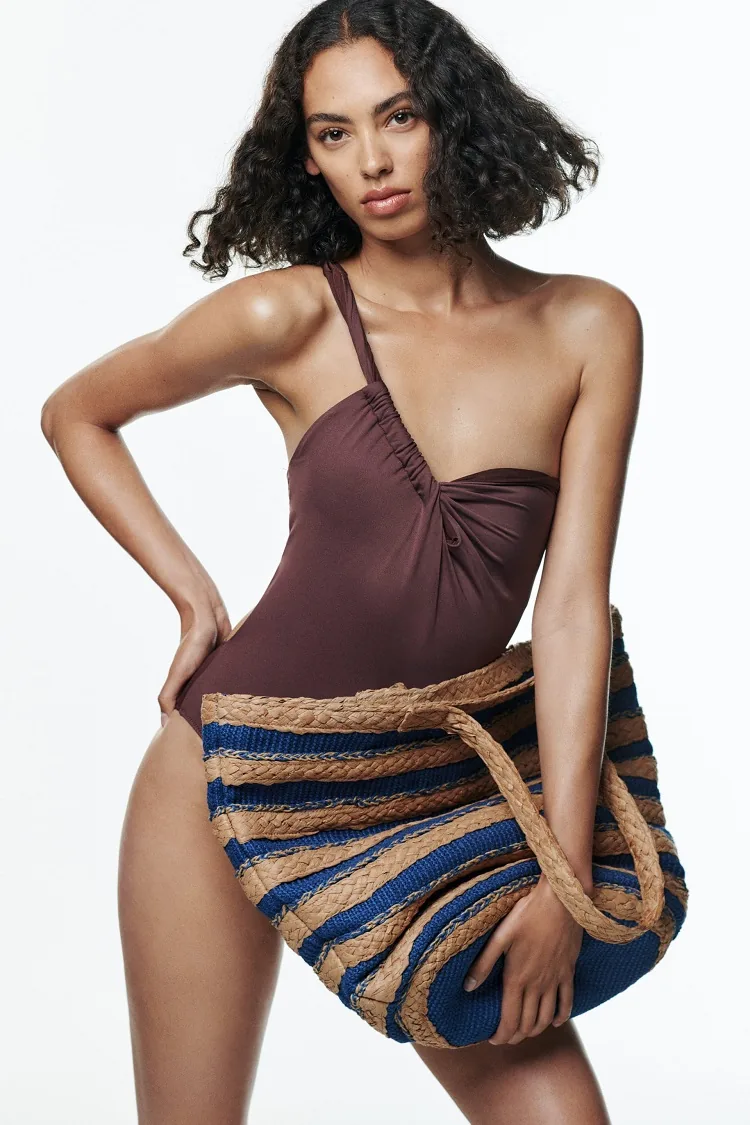 Bolsos de playa: Modelos y materiales recomendados 14 - 【MioEstilo】 tendencia de la moda 2022