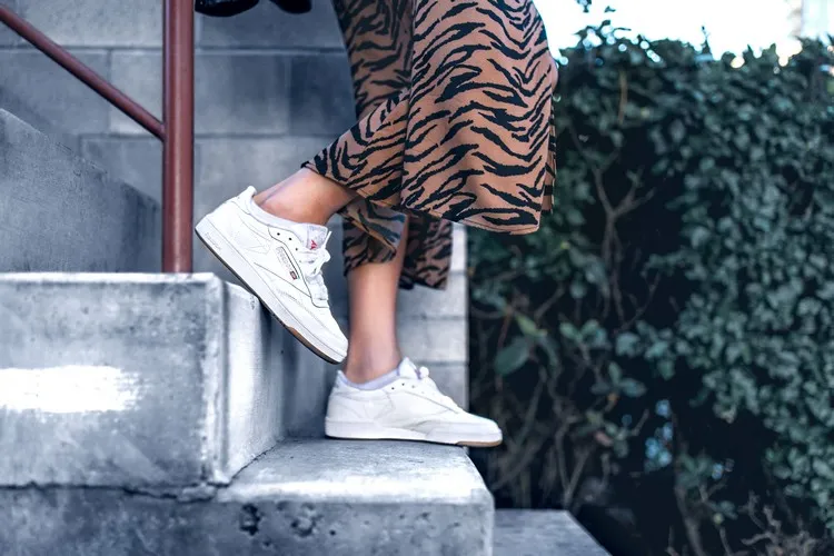 zapatillas blancas de mujer tendencia 2022 zapatillas veganas primavera-verano
