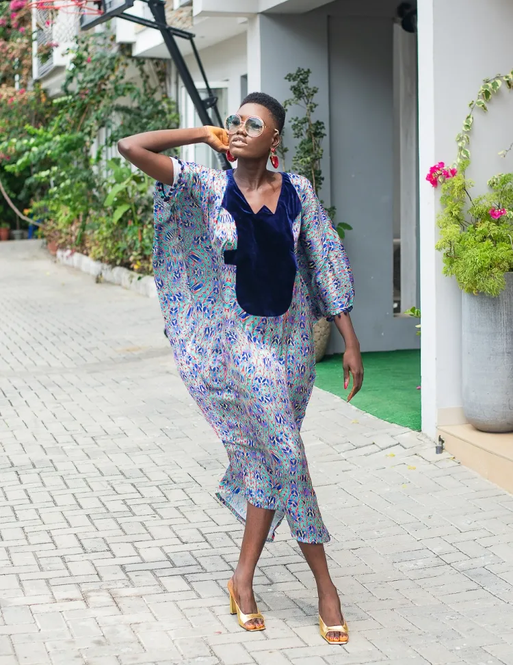 Tendencia de moda inspirada en los armarios de nuestras tías: ¿qué es auntiecore? 5 - 【MioEstilo】 auntiecore moda tendencia audaz diversión equilibrar practicidad garbo