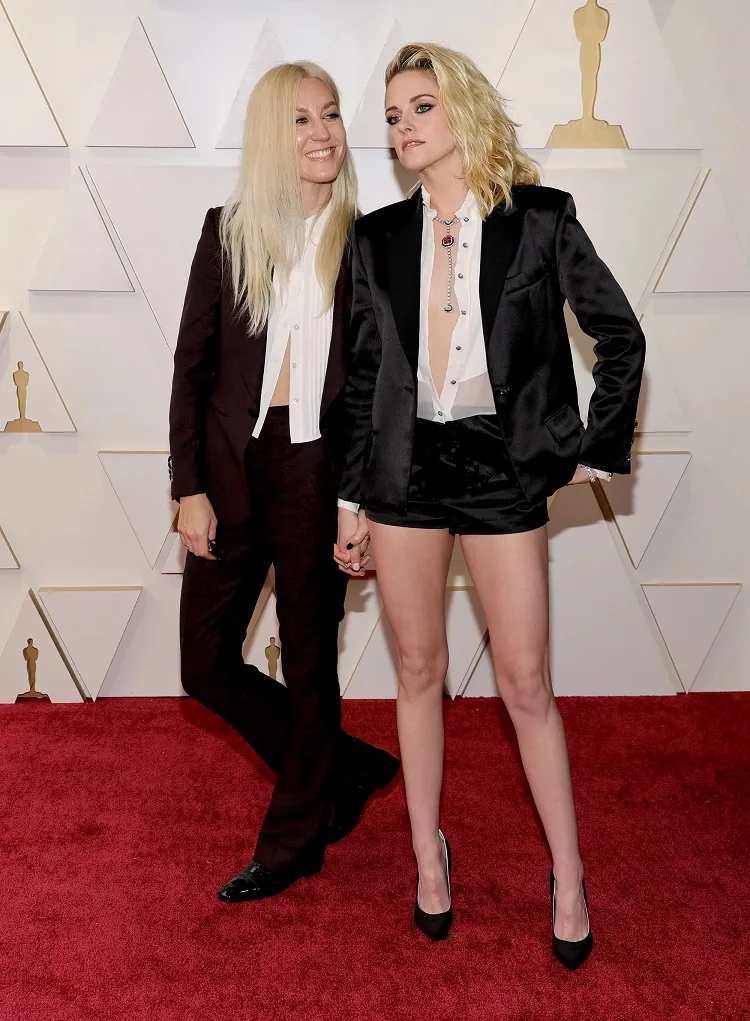 Kristen Stewart y su pareja de disfraces