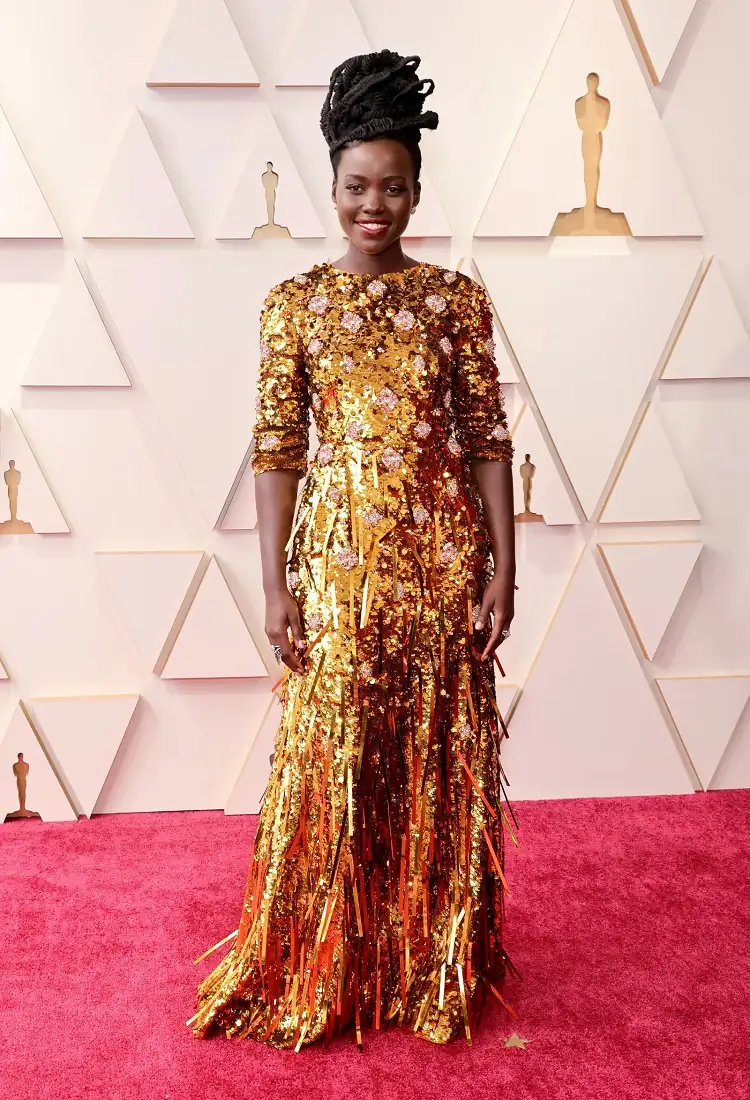 Los looks más memorables de los Oscar 2022