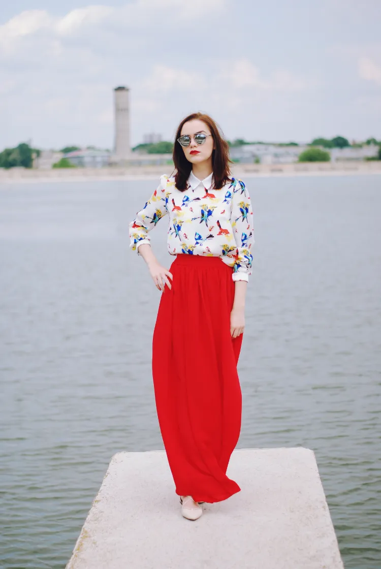 maxi vestidos faldas colores fuertes moda tendencias 2022 evitar reemplazar