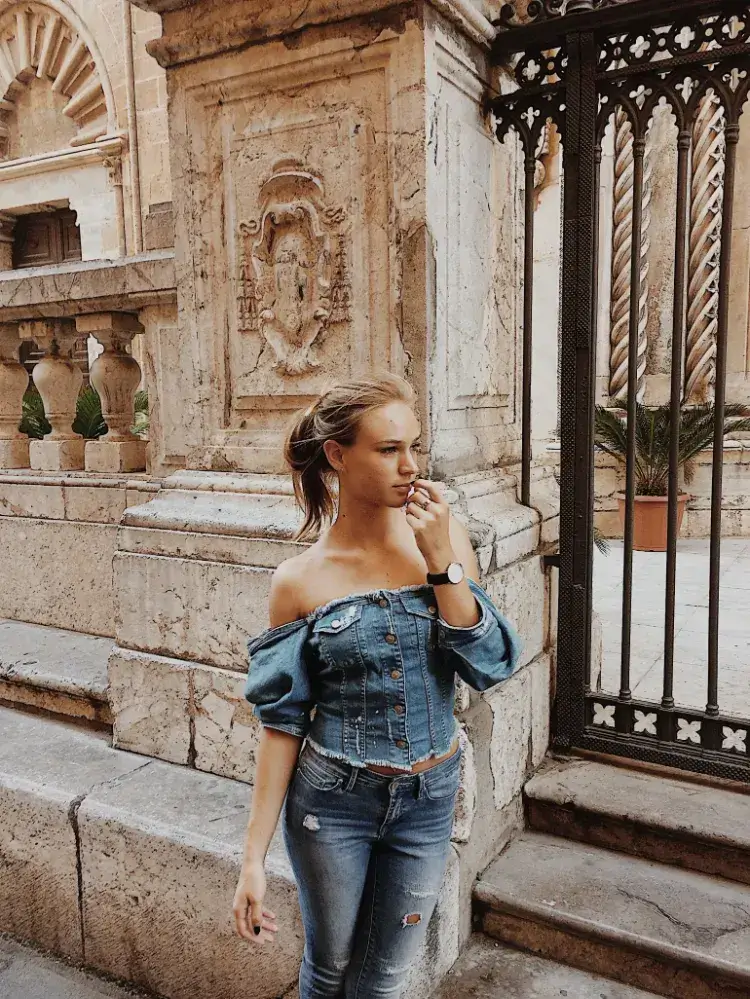 Las tendencias de moda 2022 evitan qué reemplazarlos con jeans de pies a cabeza
