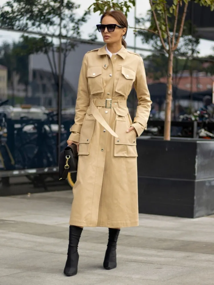 Ropa de mujer: lo que no debe faltar este verano 6 - 【MioEstilo】 trench coat tendencias primavera-verano 2022
