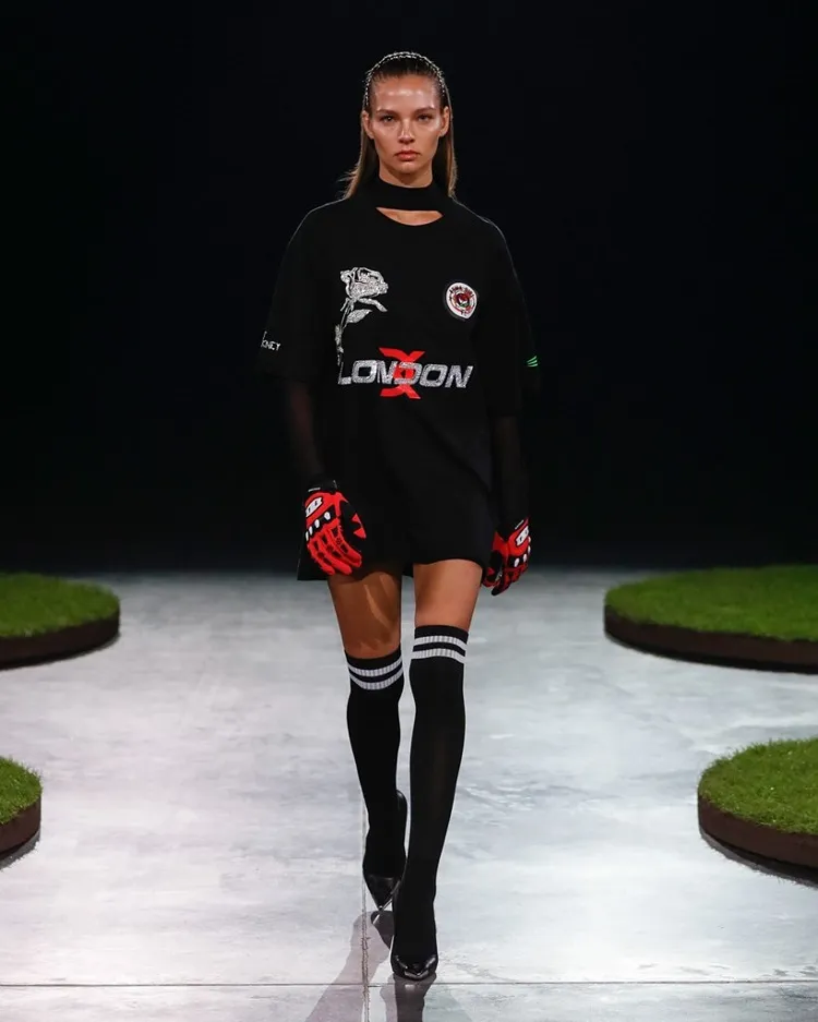 tendencia de la moda femenina 2022 primavera verano semana de la moda otoño invierno 2023 espectáculo