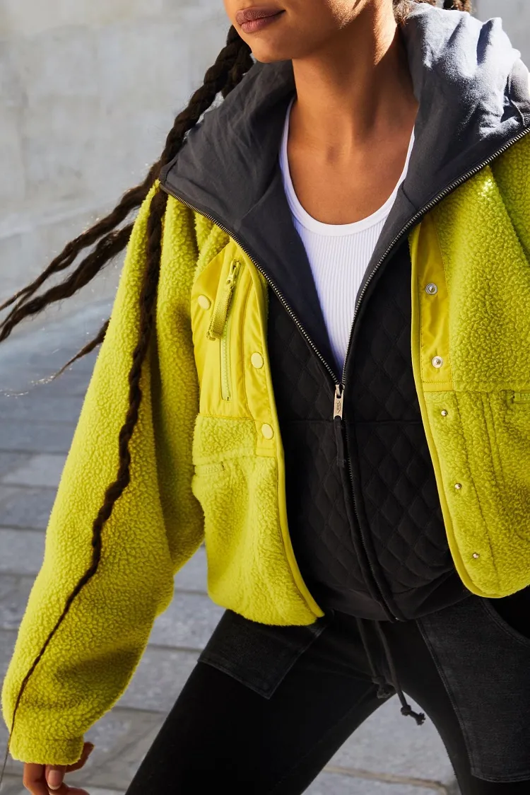 Chaquetas polares: Formas de combinarlas para lucir elegante 7 - 【MioEstilo】 ropa de moda para las pasarelas 2022