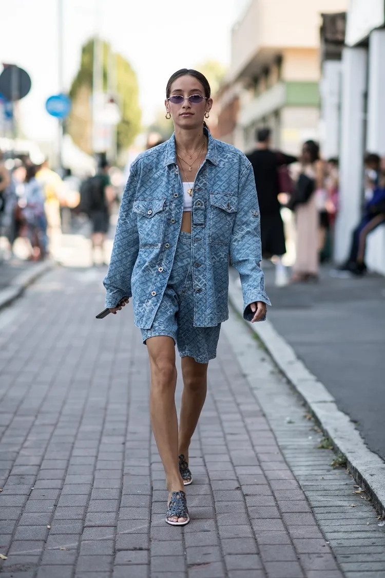 cómo adoptar jeans dobles en verano de 2022