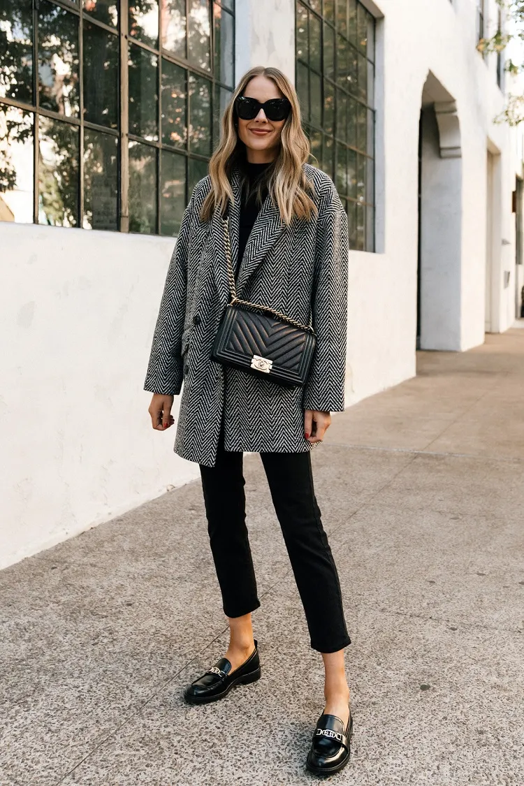 como llevar mocasines moda tendencias zapatos mujer invierno 2022 segun pinterest