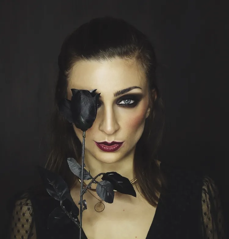 Ideas de tendencias "góticas" que te harán ver muy bien 3 - 【MioEstilo】 mujer moda estilo gótico