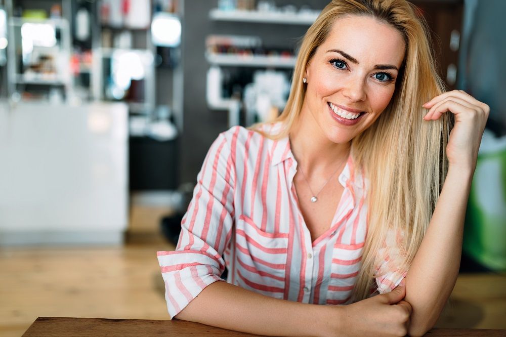 Perdida de cabello estacional ¿Cómo prevenirlo? 4 - 【MioEstilo】 caída del cabello mujer cómo prevenir trucos consejos belleza corte de pelo mujer