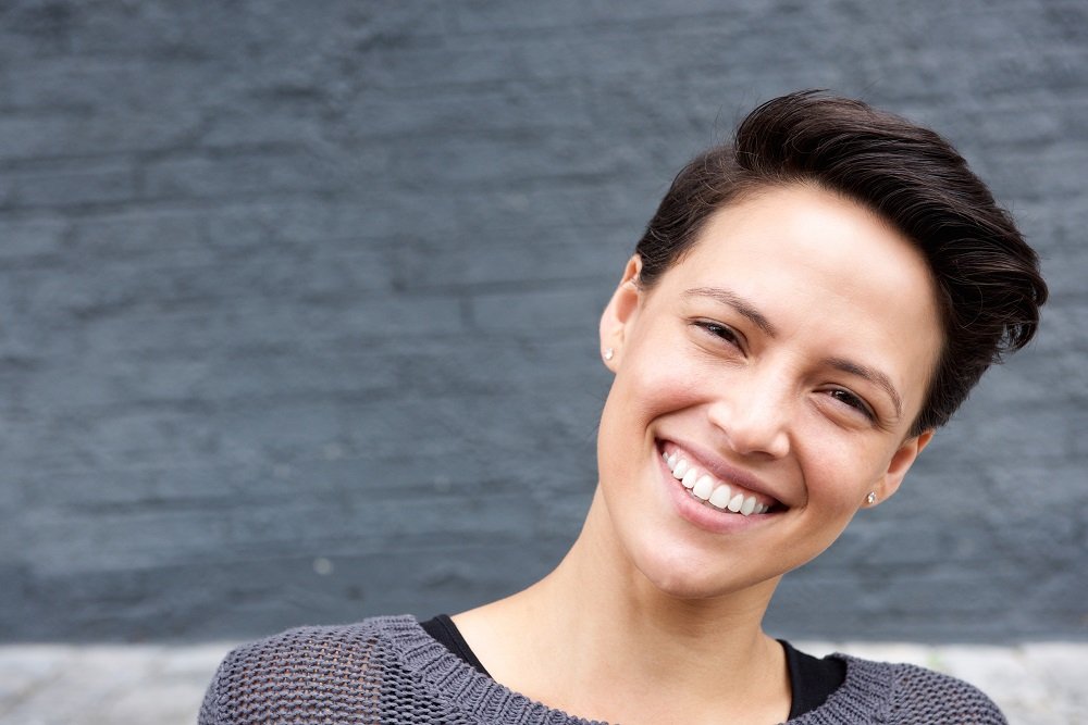 Perdida de cabello estacional ¿Cómo prevenirlo? 3 - 【MioEstilo】 caída de pelo qué hacer consejos trucos corte de pelo mujer moderna