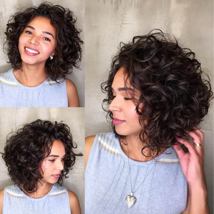 Corte de Pelo Rizado en Capas - ¡El estilo para elegir! 3 - 【MioEstilo】 Bob en capas rizado elegante para cabello naturalmente rizado