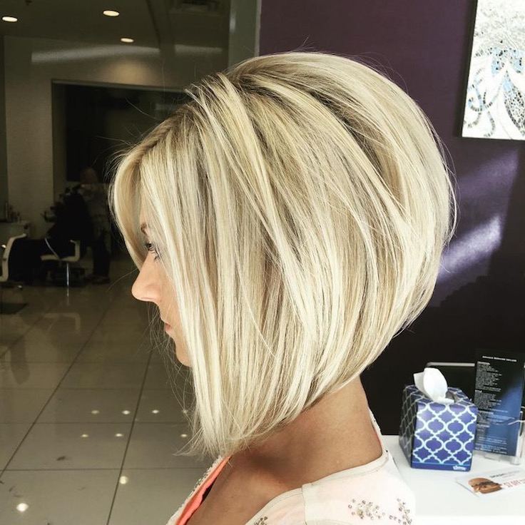 Corte en capas y bob corto: dos estilos muy populares 3 - 【MioEstilo】 rubia degradada cuadrada con cepillo