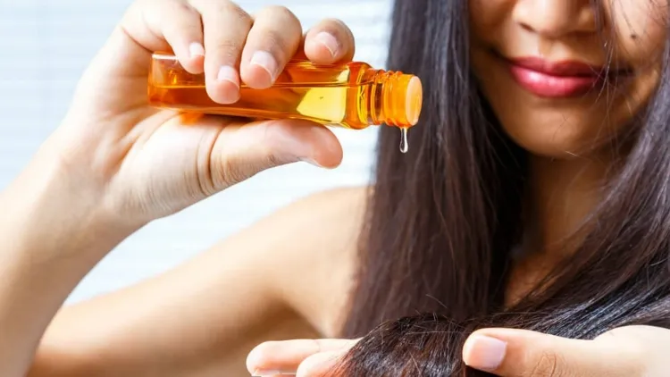 Mascarilla capilar resplandeciente elige aceites vírgenes orgánicos libres de químicos