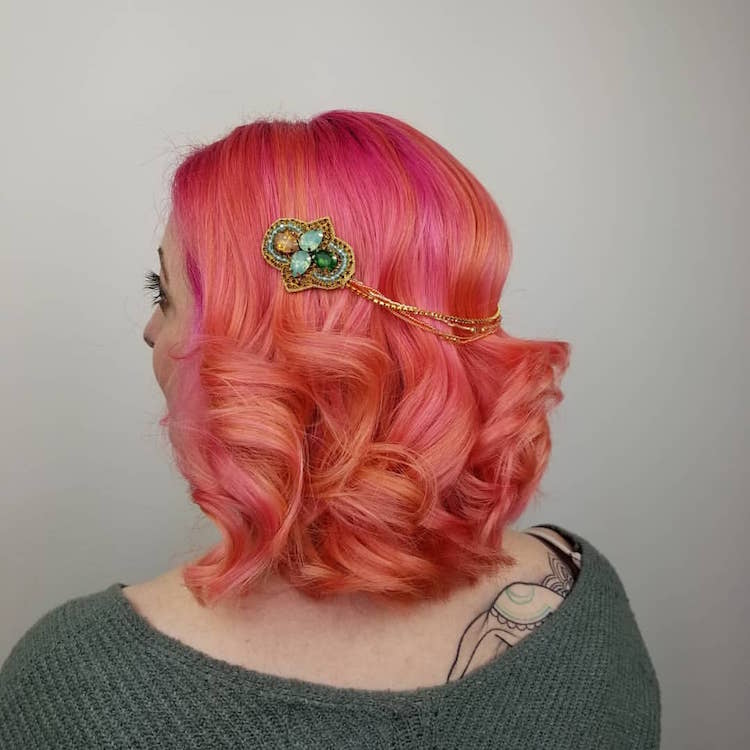 Tinte de cabello coral inspirado en el tono del año Pantone de este año 25 - 【MioEstilo】 Modernas tonalidades de coloración de cabello coral balayage en tonos rosa coral