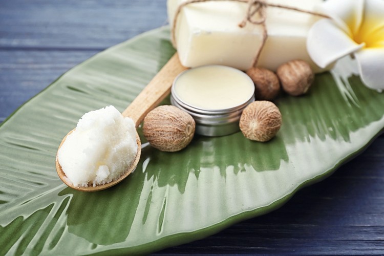 Mascarilla Capilar Hidratante con Karité y Manteca de Coco