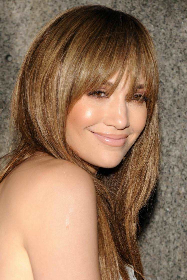 peinado-2015-primavera-verano-jennifer-lopez-flequillo peinado 2015