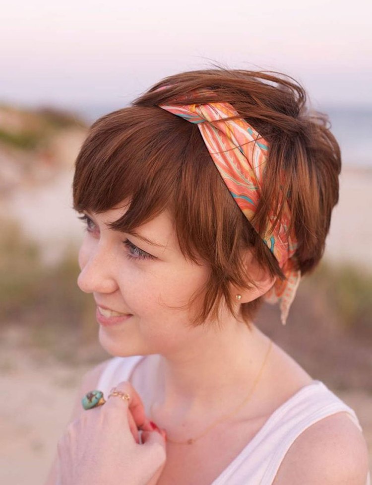 bandana para el cabello - corte de pelo corto casual