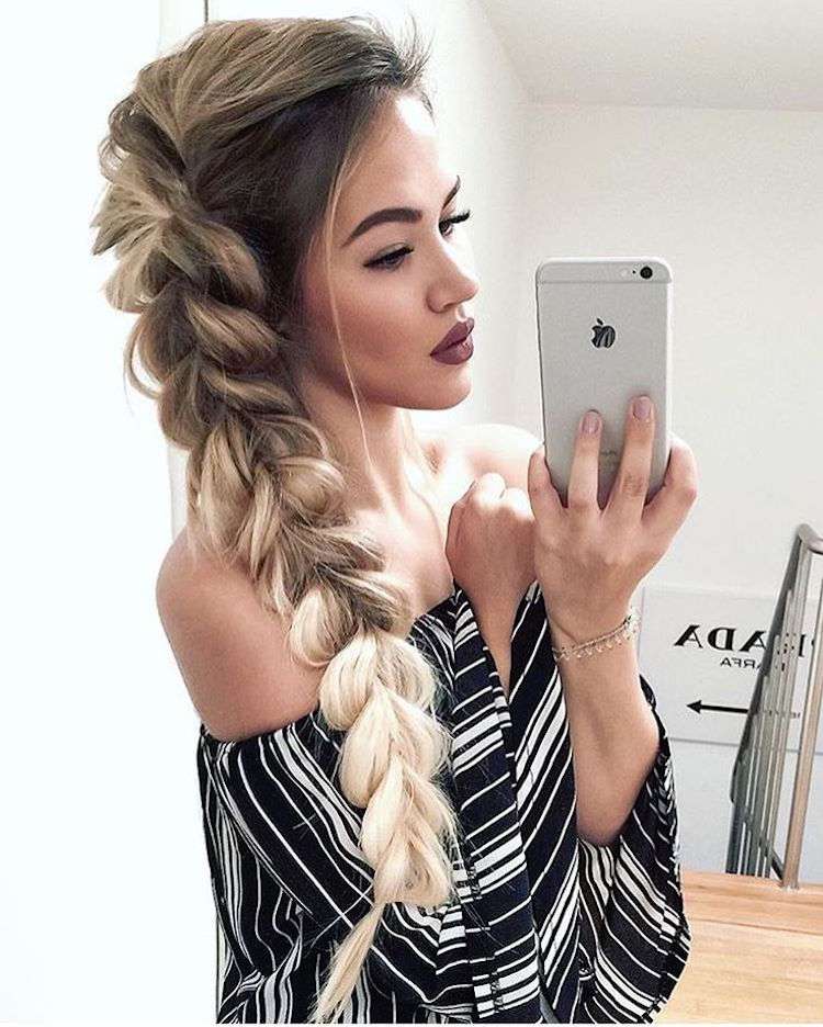 bohemio chic trenza peinado hermosa trenza lateral al revés