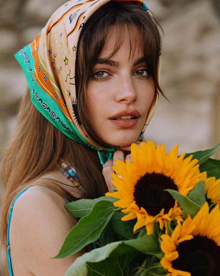 Estilos para cabello largo y mediano: ¿cuál te gusta más? 16 - 【MioEstilo】 peinado con pañuelo pelo medio largo y flequillo