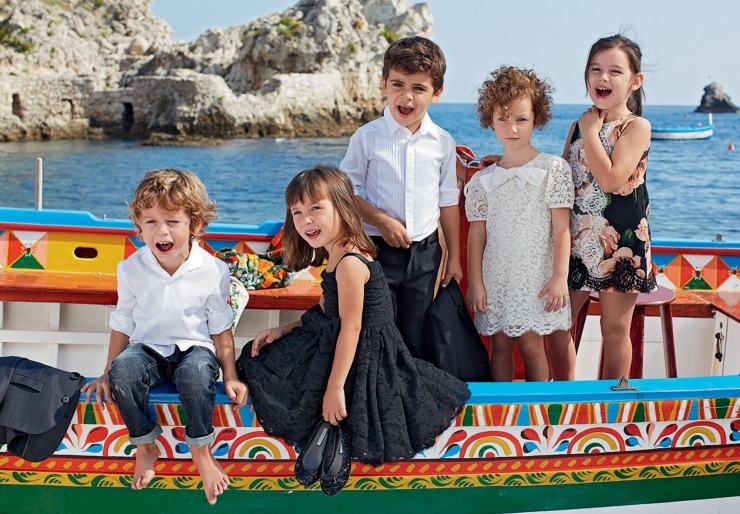 peinado-nino-nino-verano-pelo-medio-largo-ondulado-niños-niñas