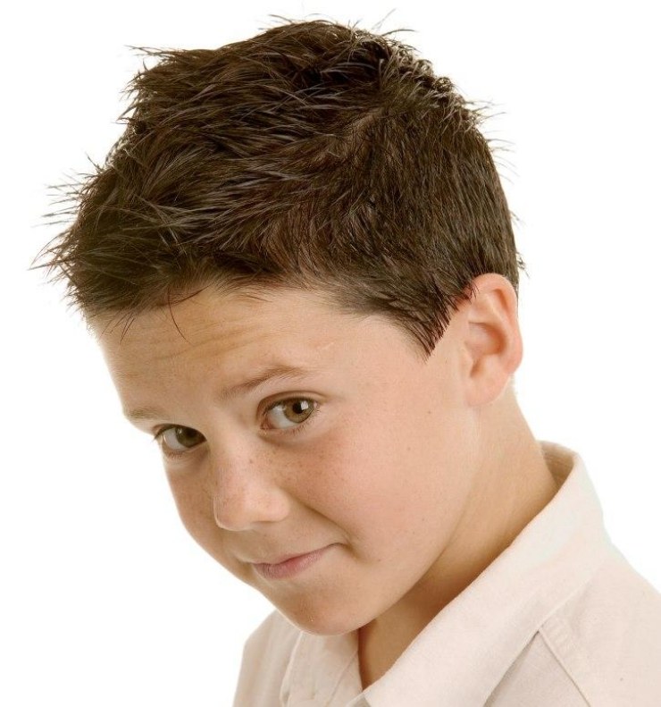 peinado-niño-niño-verano-atajo-estilo-gel