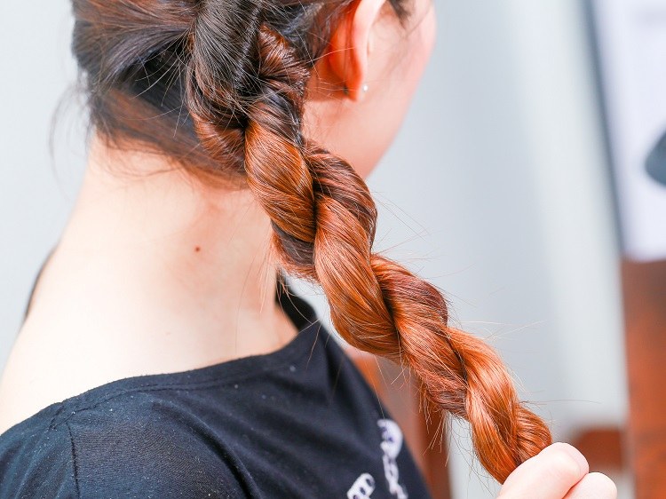 peinado de verano rápido y sencillo cabello recogido