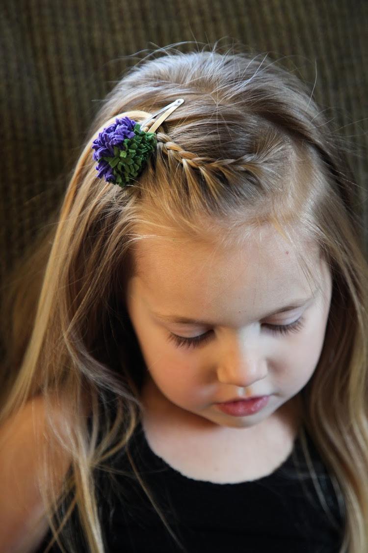 18 consejos para peinar rápido a las niñas 3 - 【MioEstilo】 peinado facil para niña trenza francesa pelo suelto