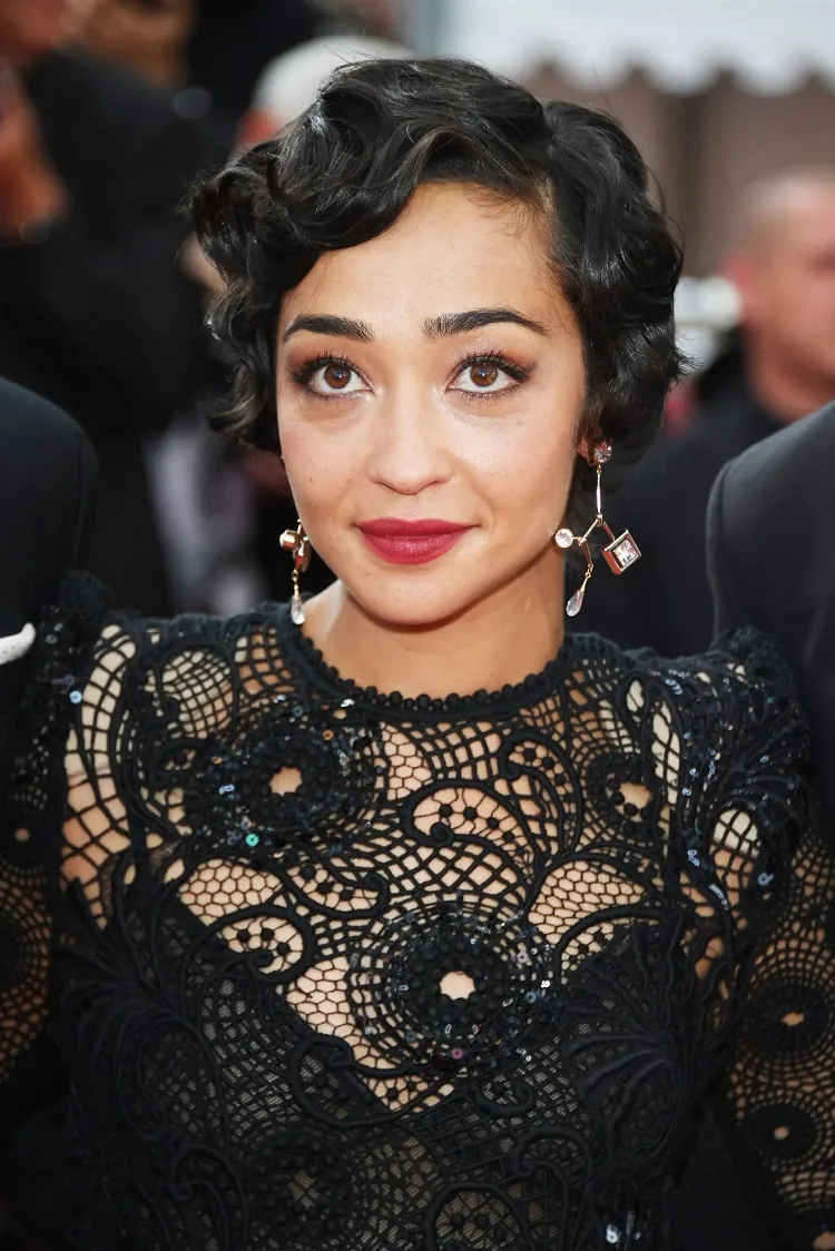 Estilo de corte de moda de Ruth Negga 2022