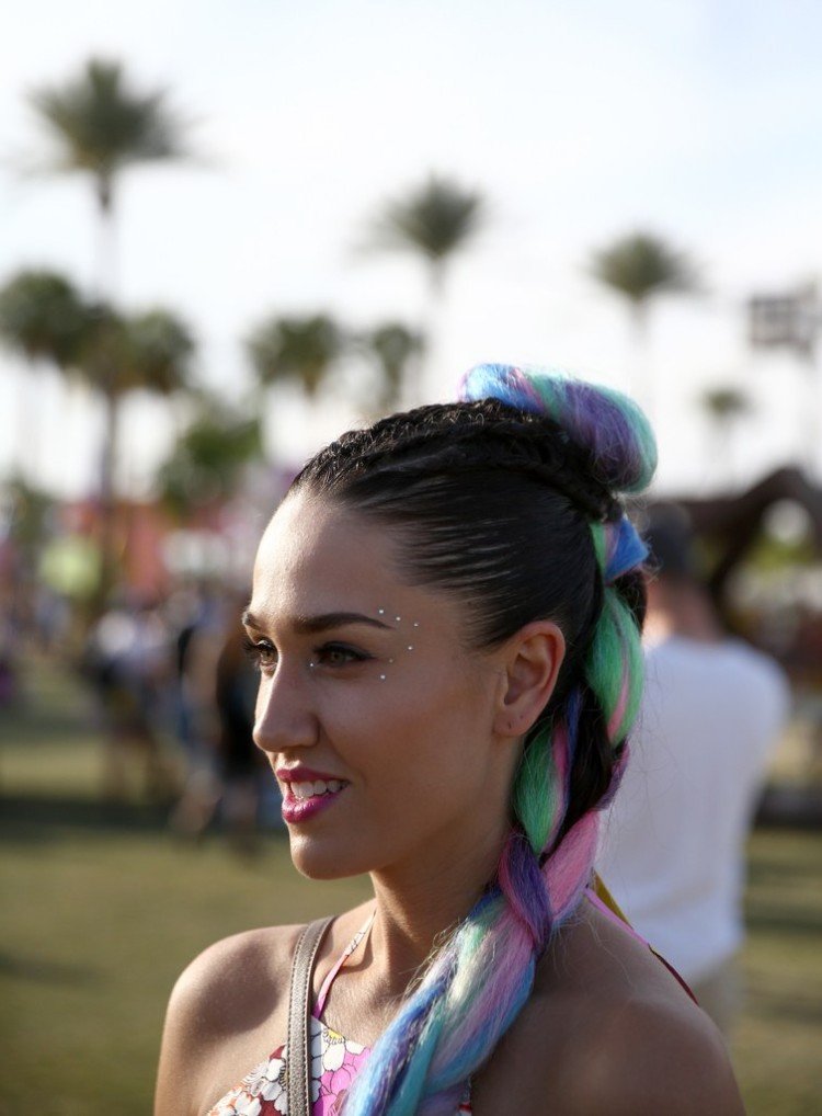 El peinado de Coachella se asemeja al cabello de Unicron
