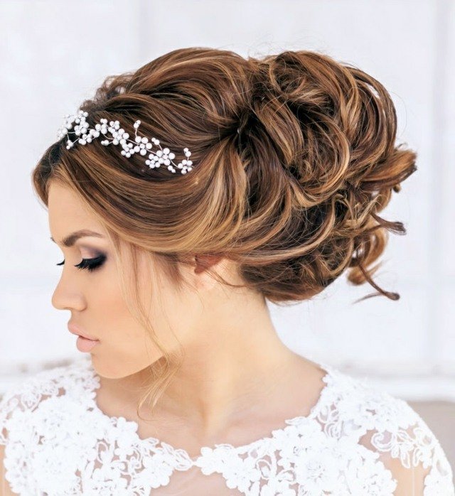 boda-peinado-largo-rizado-pelo-atado-bujou