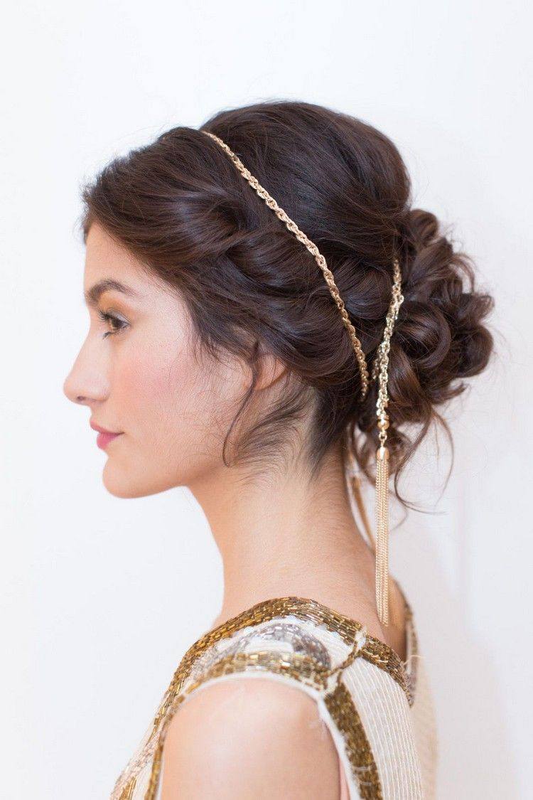 estilo para la Nochevieja chignon-flou-elegante-cinta-cabello-oro