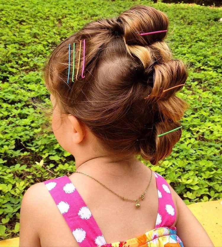 peinado de trenza de niña original para cabello largo y grueso