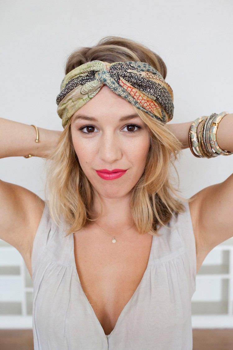 ¡Más de 30 sugerencias prácticas para el cabello que puedes probar en el verano actual! 16 - 【MioEstilo】 peinado de playa estilo bohemio chic con turbante para la temporada de verano actual