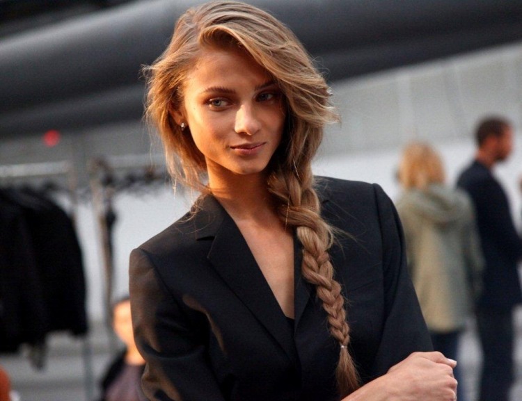 peinado con trenza lateral