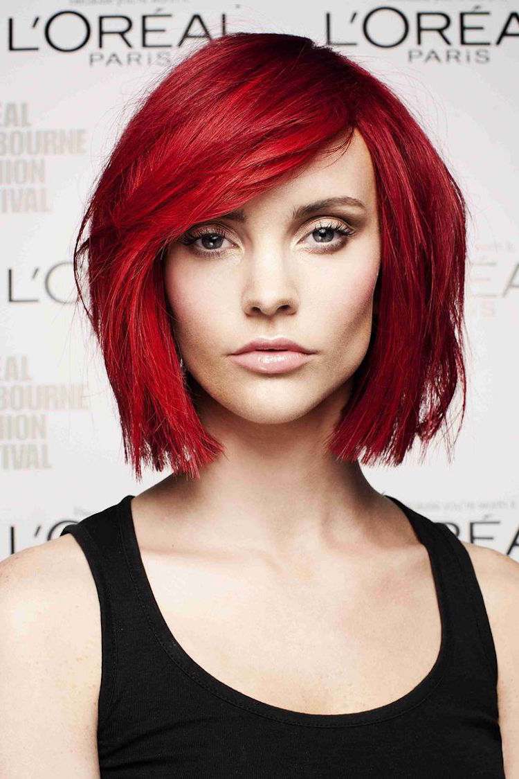 Matiz del cabello rojo: las 10 superiores propuestas, los tonos más elegantes para encender tu cabello 3 - 【MioEstilo】 tendencia de pelo rojo-pelo-cereza-coloración-pelo