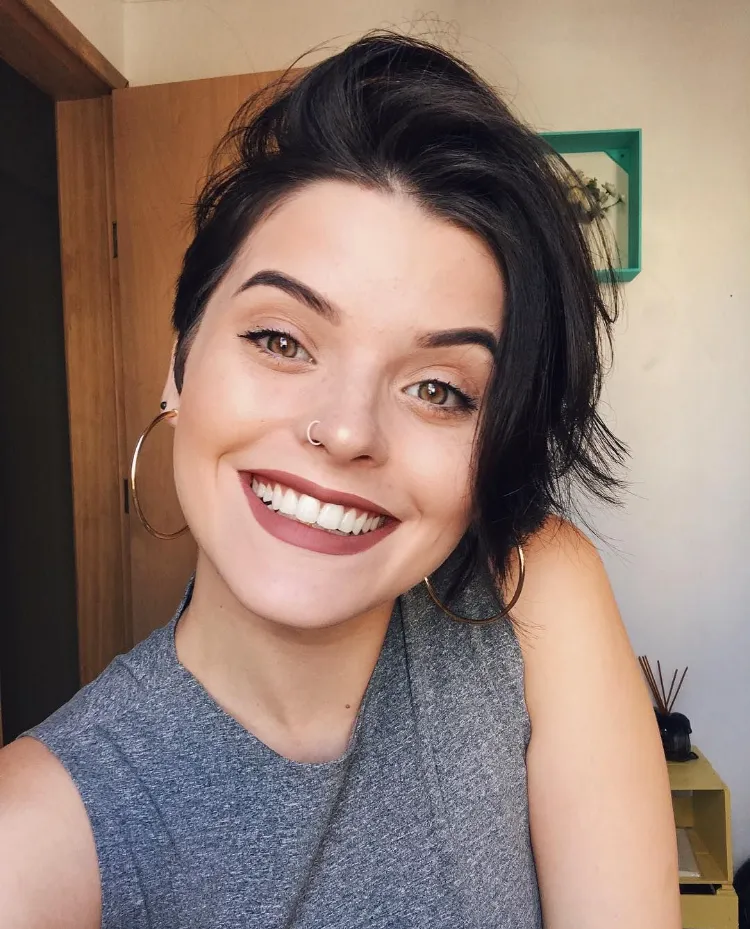 ¿De qué manera acoger el corte "Lop"? ¡Más de 25 maneras de lucir el reciente corte de pelo de moda! 2 - 【MioEstilo】 cómo adoptar el estilo lop de forma desestructurada en el lateral