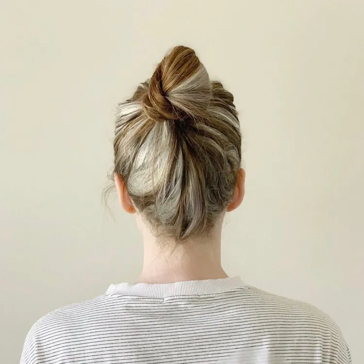 ¿De qué manera eliminar las canas sin recurrir a productos químicos? ¡El secreto definitivo para oscurecerlas! 2 - 【MioEstilo】 Cómo deshacerse del cabello blanco y gris de forma natural.