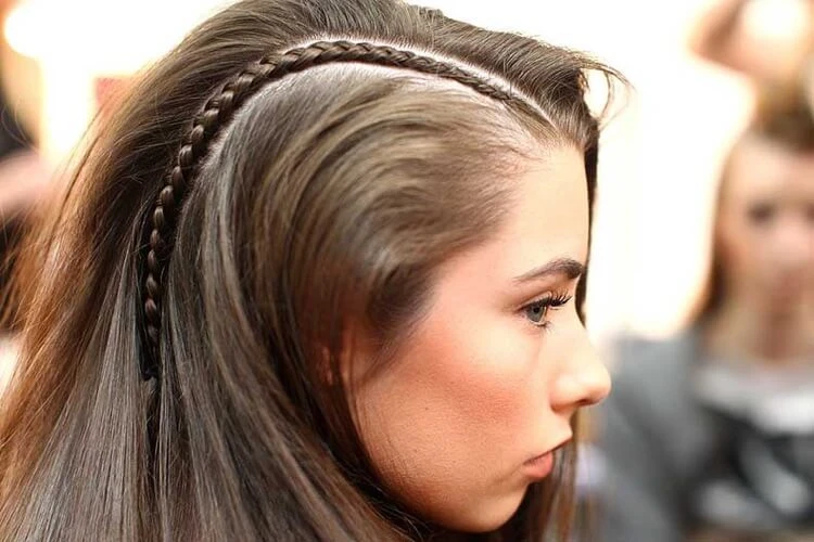 idea de peinado con trenza trenzada otoño invierno 2021