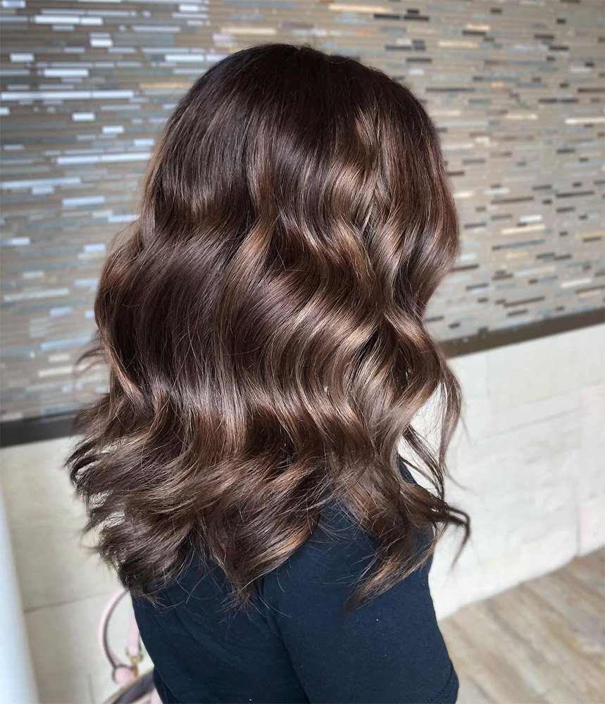 matices que te ayudarán a olvidar el rubio! 5 - 【MioEstilo】 color de cabello castaño helado con mechas frías mujer de corte medio