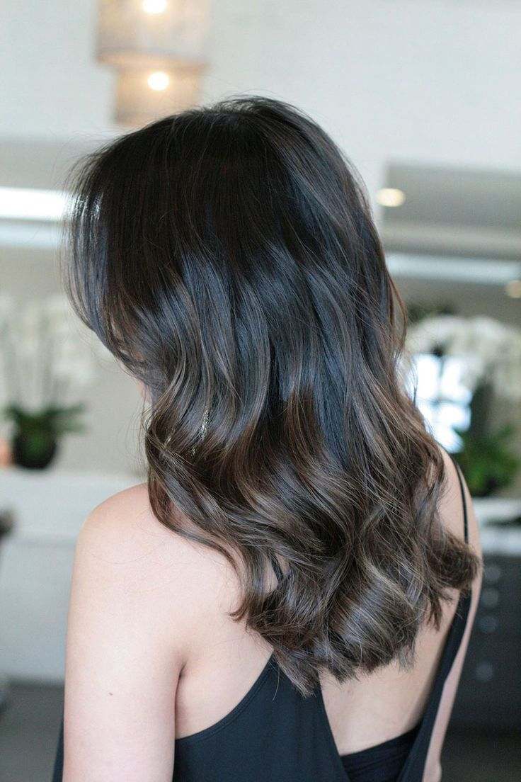 color castaño helado balayage-pelo largo