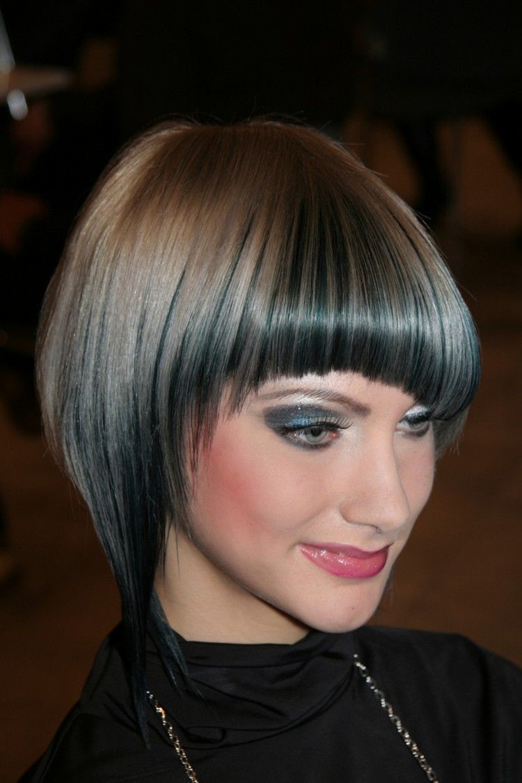 corte-asimetrico-ideas-flequillo-rostro-alargado
