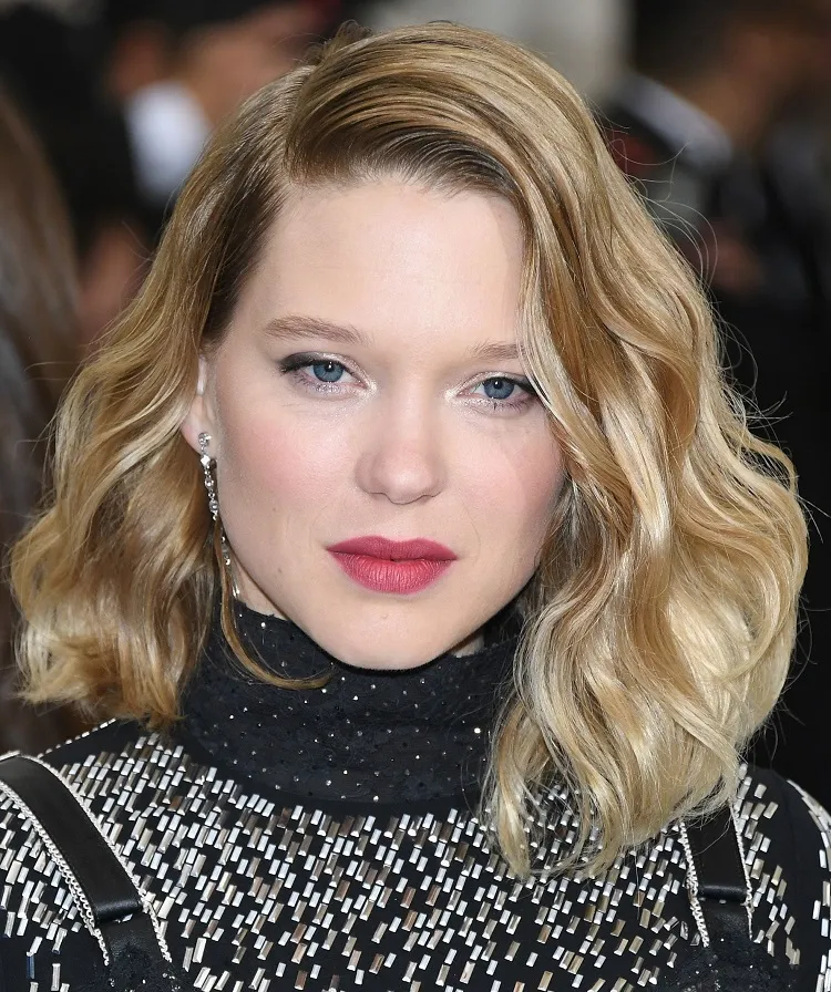 Corte cuadrado asimétrico lea seydoux trendy verano 2022