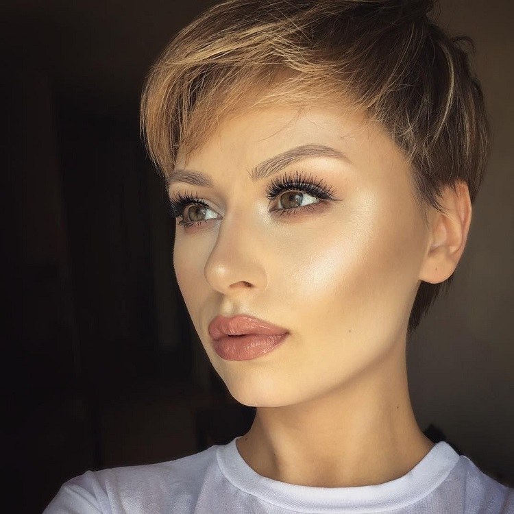 corte de pelo corto para mujeres elegantes estilo pixie cut en Instagram