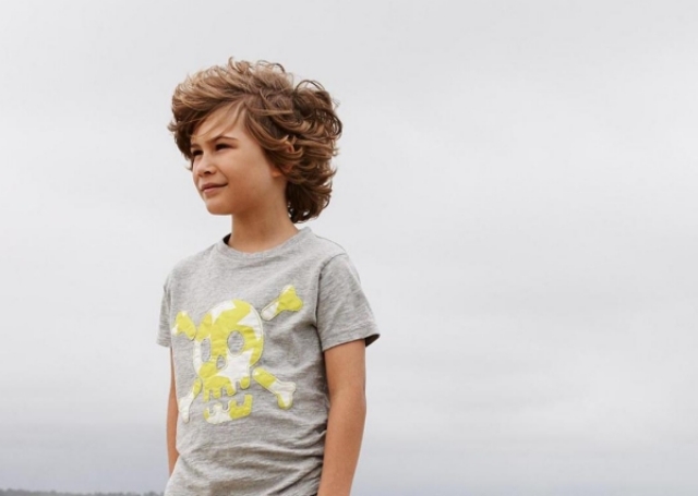 corte de pelo rizado juvenil para cabello de longitud media corte de pelo de niño con rizos corte de pelo de niño