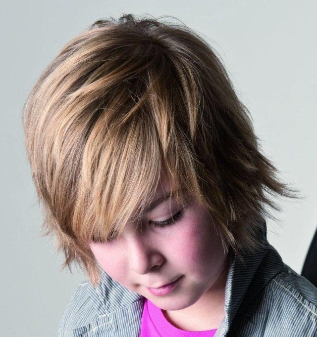 corte de pelo juvenil moderno corte de cabello juvenil degradado cónico