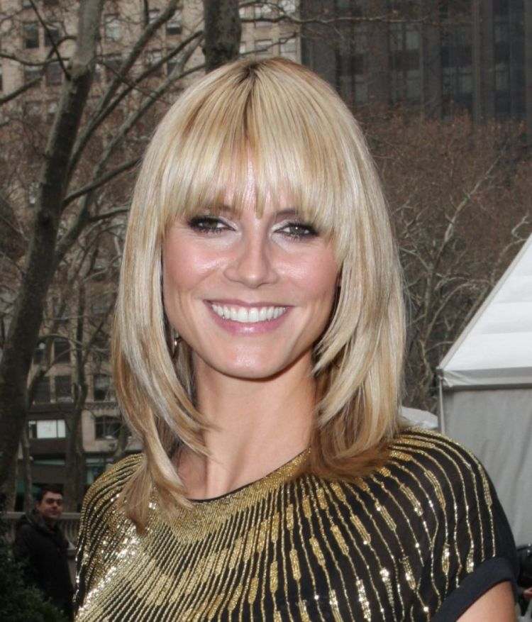 corte de pelo de longitud media-heidi-klum-flequillo